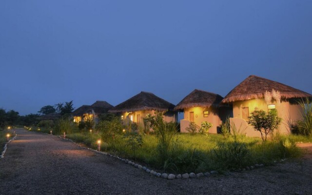 Barahi Jungle Lodge