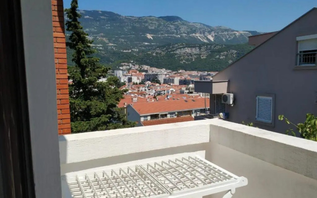 Villa Budvanka Guesthouse