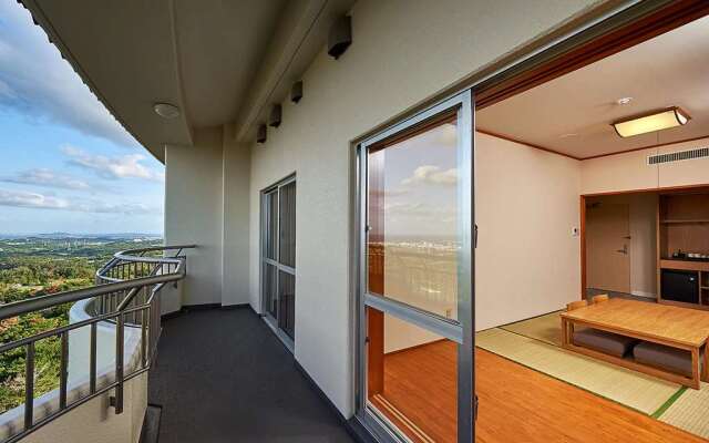 ANA Crowne Plaza Resort Okinawa Uruma Hills by IHG
