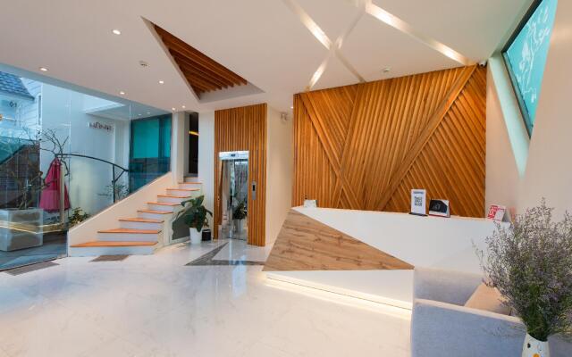 Redpine Condotel
