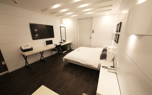 Premium AVA Hotel Sasang