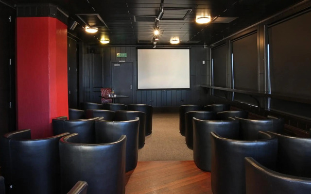 Kelvin Hotel