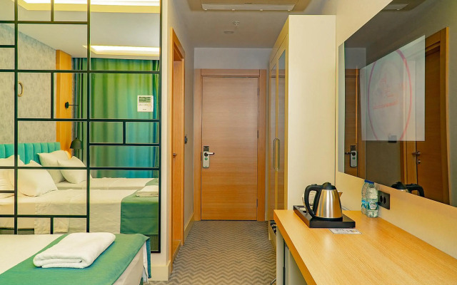 Angel's Park Hotel