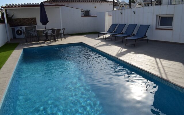 382-casa Moderna con Piscina Privada