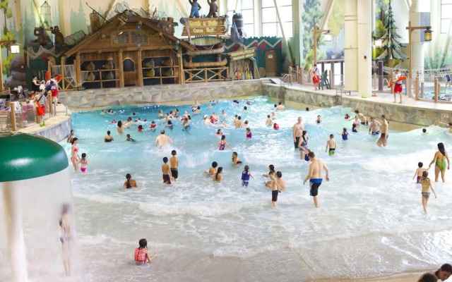 Great Wolf Lodge Boston / Fitchburg, MA
