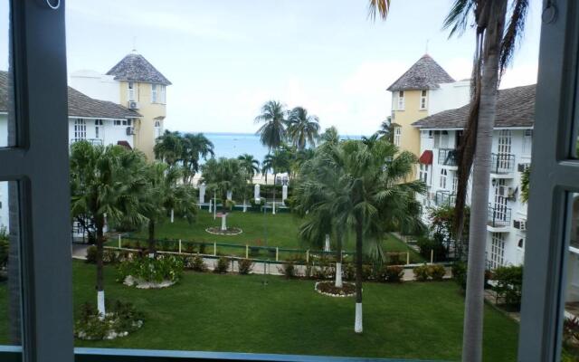 Sandcastles Beach Resort
