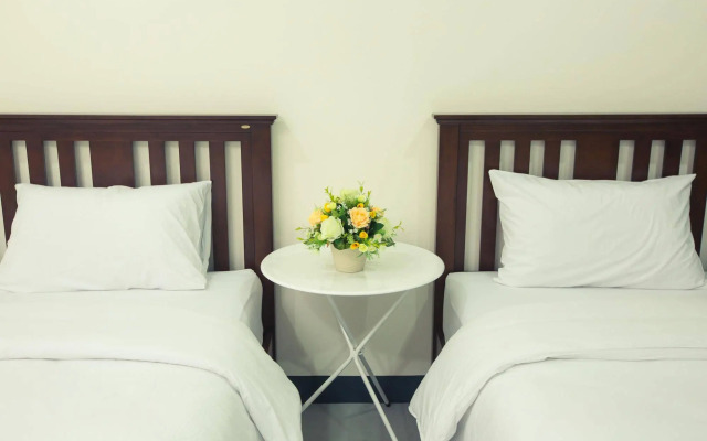 The 9th House - Hostel