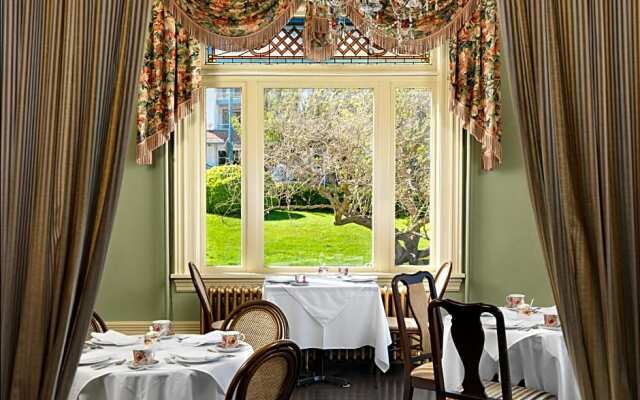 Pendray Inn & Tea House