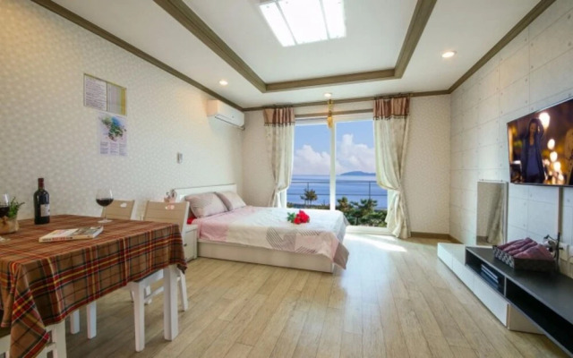 Seokmodo Heabeach Pension
