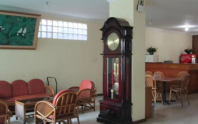 Hotel Lautze Indah