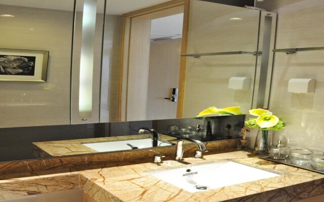 BaiHe International Apartment Hotel