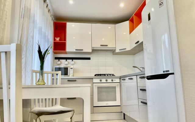 ApartLand (ApartLand) on 22 International Avenue