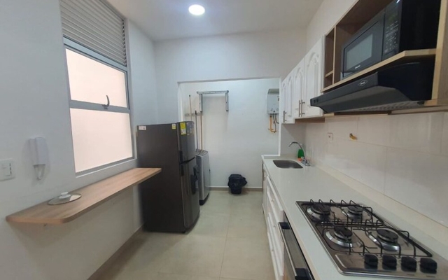 Apartamento 2 Alcobas Estadio Piso 2 Con Patio, Medellín
