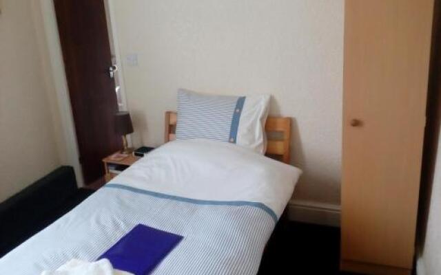 Lynmoore Guest House - BB
