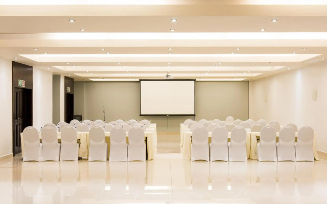 San Lameer Hotel and Spa