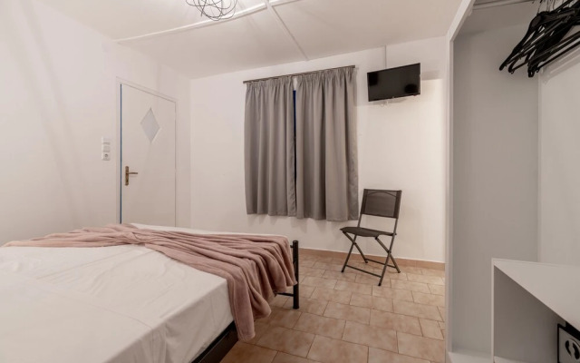 Zante Riva Studios