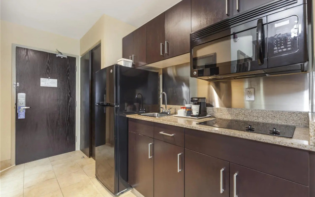 Best Western Cold Lake Inn