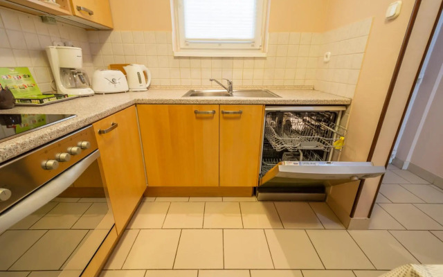 Santos 1214 Apartment