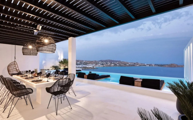 Luxury Key Mykonos 5 Bed Villa Black Royal II Psarou