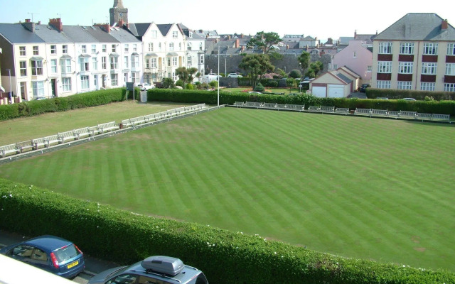 Glenholme Apartments