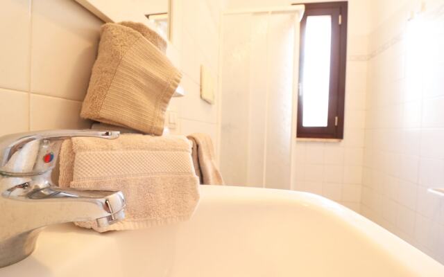 House Holidays Yasmine To Otranto 6 Places