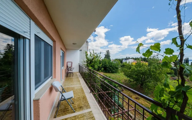 Milica - Parking and Garden - A1