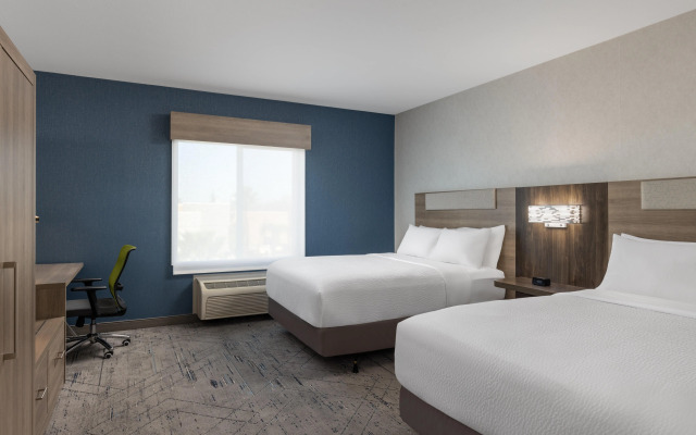 Holiday Inn Express & Suites Sacramento NE Cal Expo by IHG