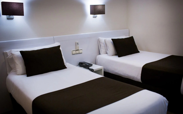 Sweet Hotel Continental