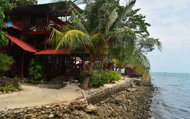 The Jemuruk Island Resort