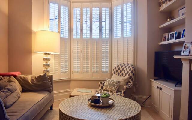 Beautiful 3 Bedroom House In Clapham