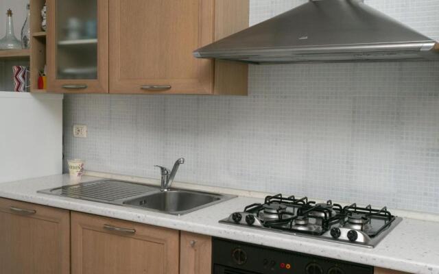 N43 - Numana, bilocale con giardino