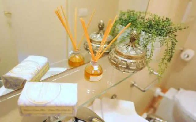 White Suite Santo Spirito