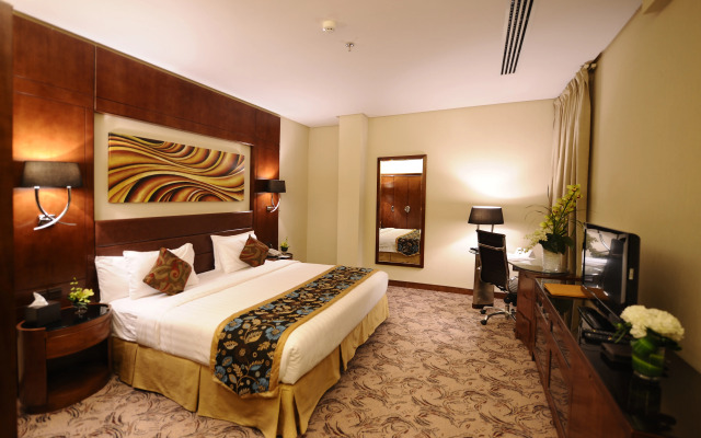 Al Hamra Palace By Warwick
