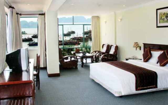 Bien Dong Hotel Halong