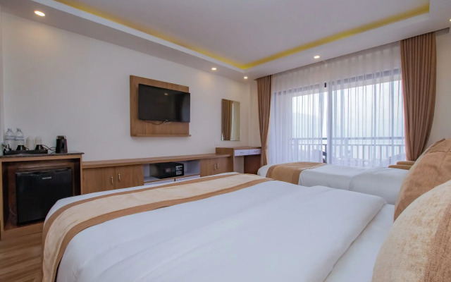 Hotel Pokhara Village & SPA