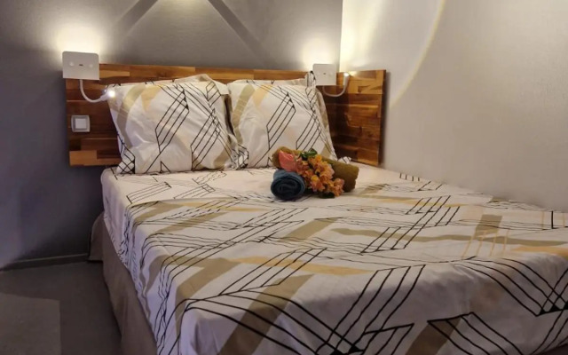 Studio rénové au coeur de Sainte Anne