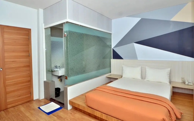 Hip Hope Hotel