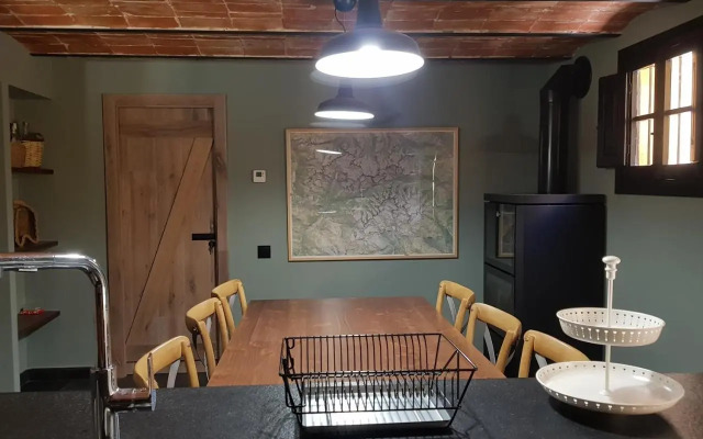 Amaroq Explorers BaseCamp