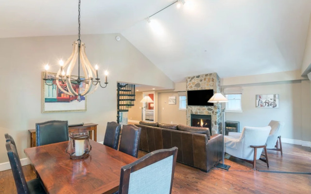 River Club 303 3 Bedroom Condo by Alpine Lodging Telluride