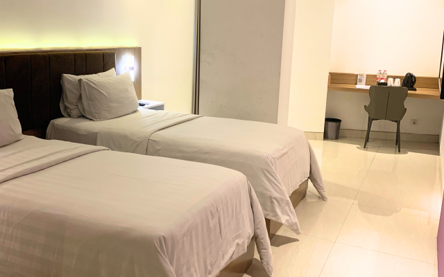 Surabaya River View Hotel