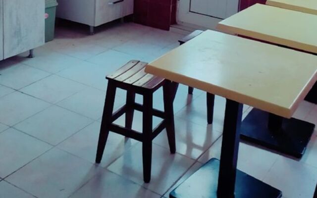 Eroz Hostel Old City