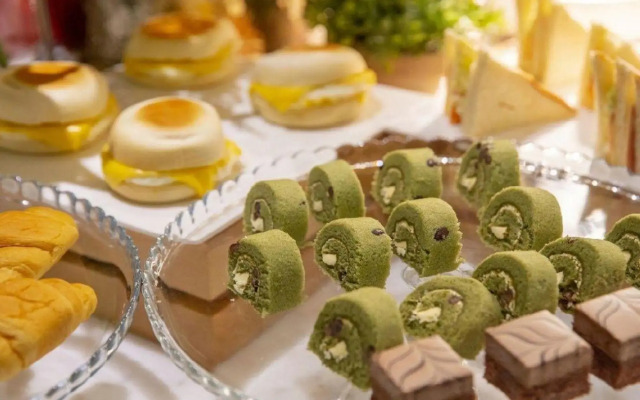 Crystal Orange Beijing South Station Muxiyuanl