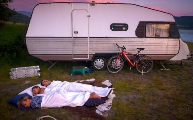 Sandnes Fjord Camping Hytte 3