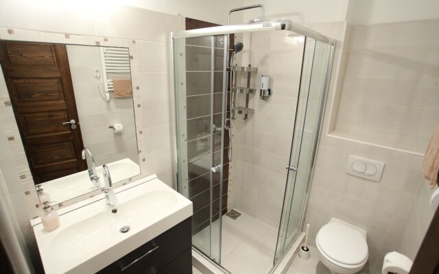 Dfive Apartments - Regiposta