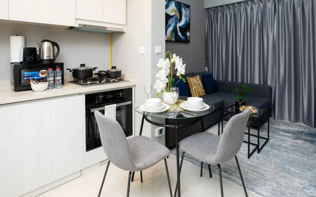 Tanin - Exquisite 1BR Apt in Zada Tower with Canal Views