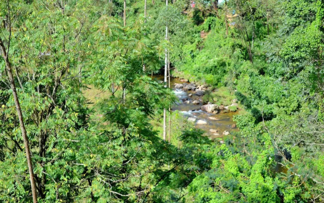 Grand Adam's Peak Cabana Suite