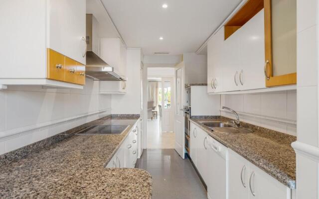 Spacious 3 bedrooms apartment at LAS BRISAS