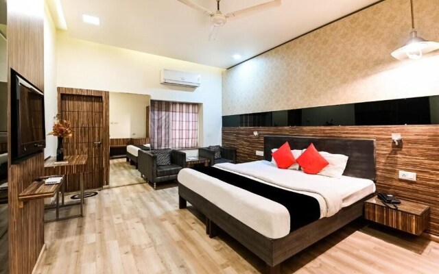 Hotel Surpin Palace
