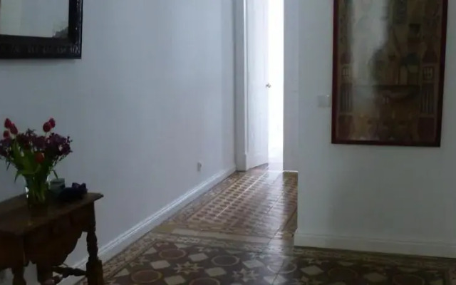 Goncalo Velho House