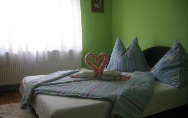 Keletifény Vendégház